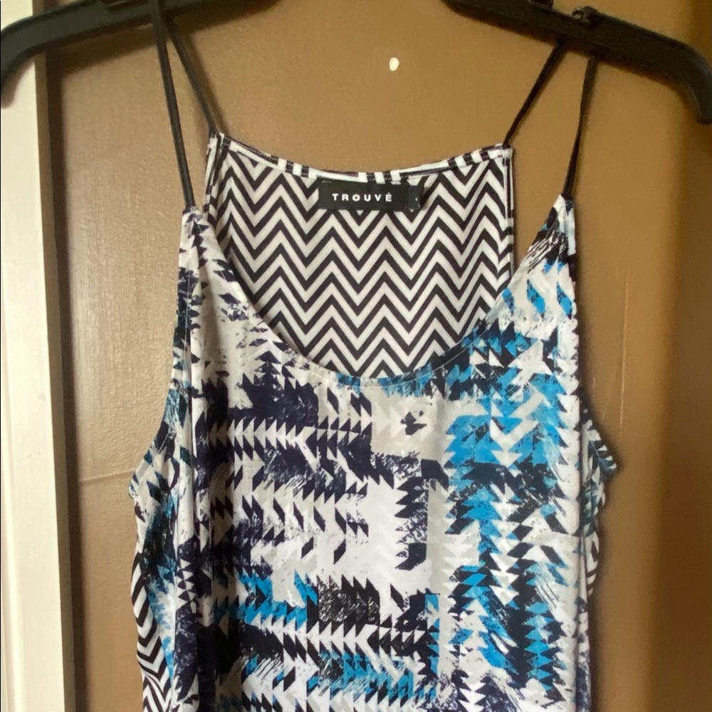 Tank top - Picture 9 of 10